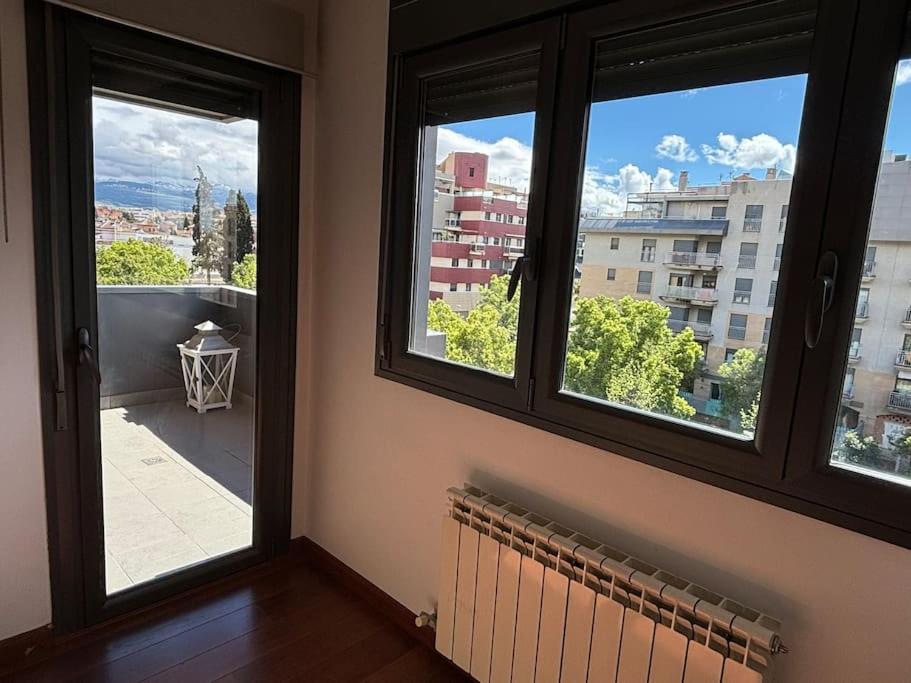 Apartamento Forum - Ciencias Granada Eksteriør bilde