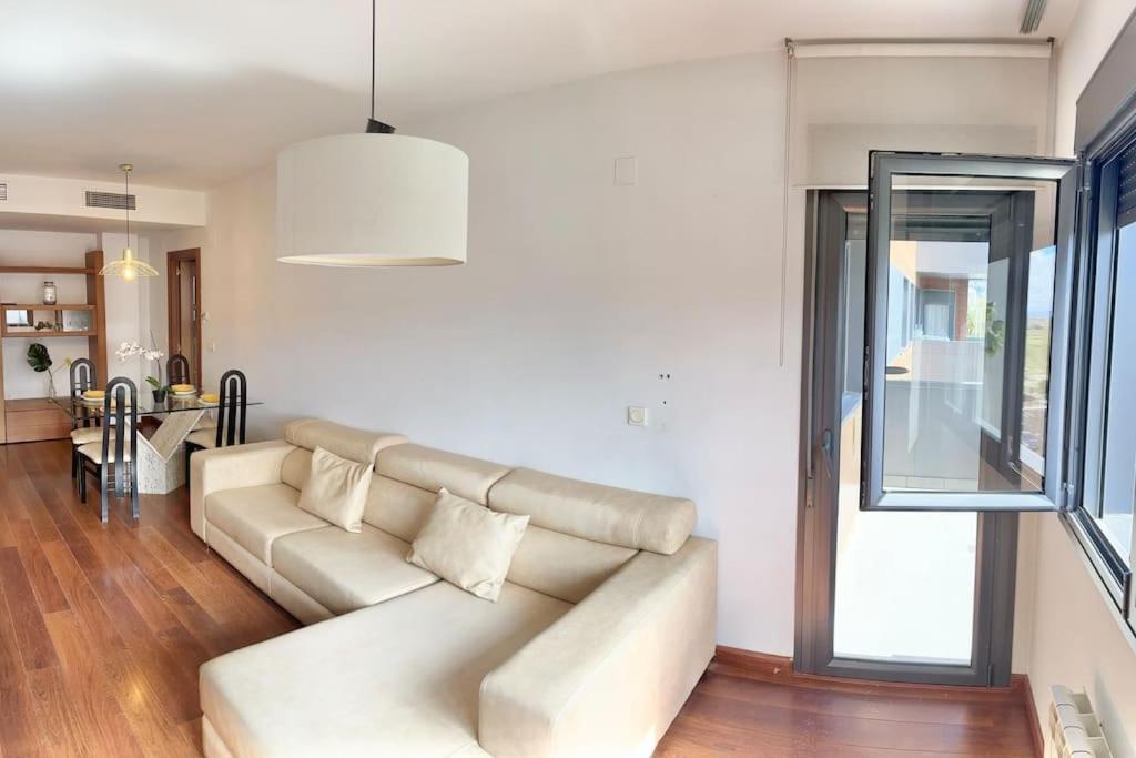 Apartamento Forum - Ciencias Granada Eksteriør bilde